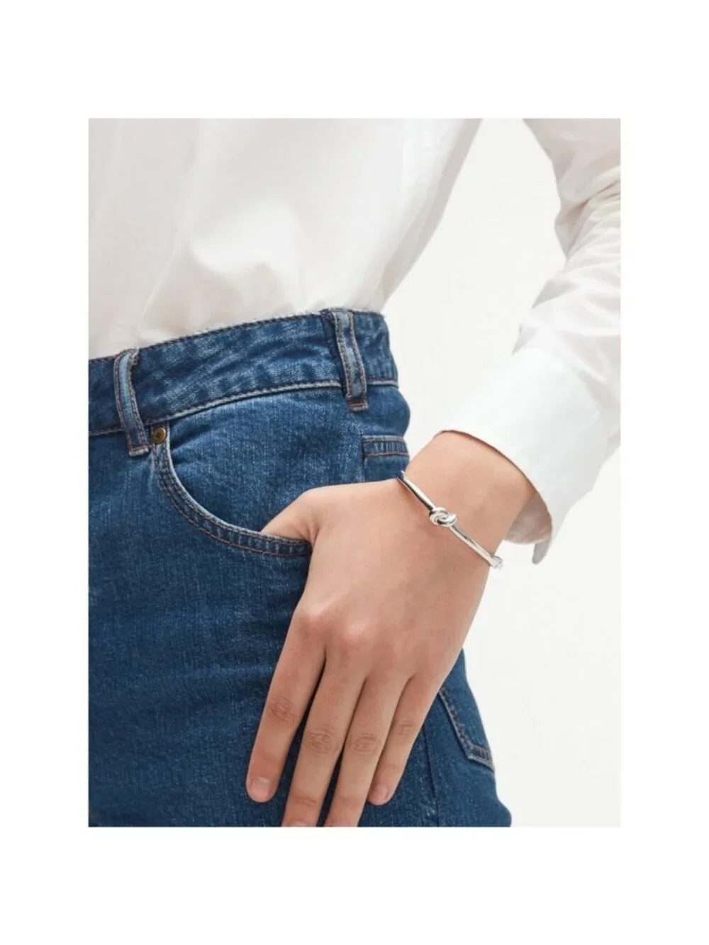 Kate Spade Sailor’s Knot Hinge Silver Bracelet - Picture 2 of 6